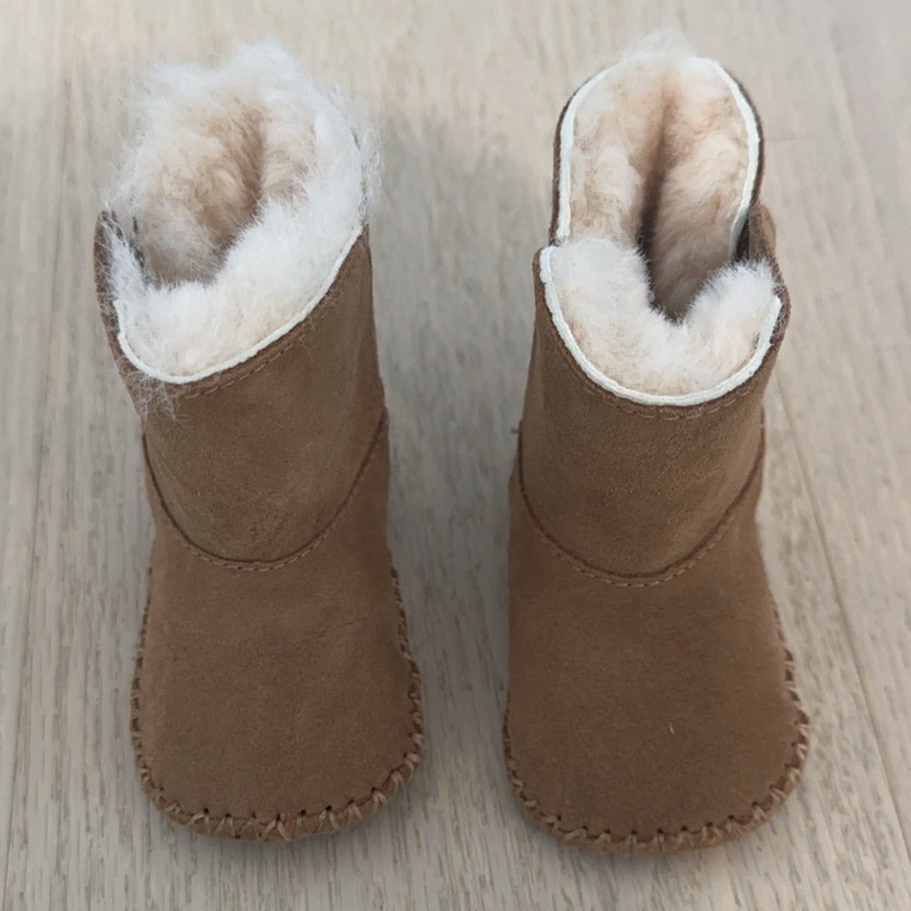 UGG Kids Chestnut Mini Shearling Boots